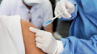 Salud evalúa reducción de tiempo para tercera dosis de vacuna contra el Coronavirus