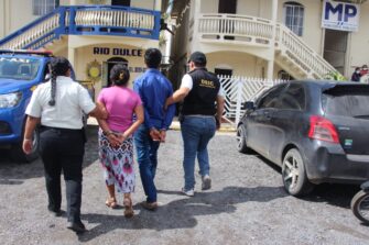 Capturan a madre e hijo tras hecho violento en donde murió un bebé