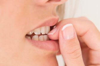 Onicofagia: el mal habito de morderse las uñas