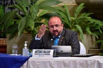 Una nueva renuncia en el gobierno de Giammattei