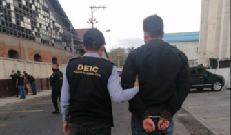 ¿Por qué capturaron a un hombre por tramitar pasaporte con cita falsa?