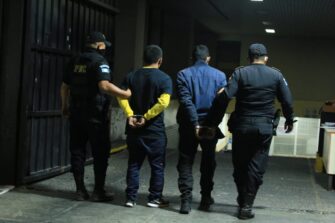 Capturan a moto ladrones