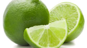 Múltiples beneficios del limón en la dieta