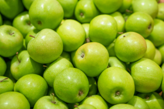 Beneficios de comer manzana verde en la noche