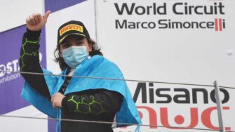 Piloto guatemalteco consigue un Récord Guinness