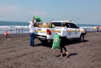 Recolectan toneladas de basura en playas de Guatemala