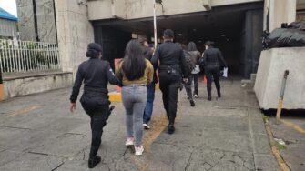 Pretendian salir de Guatemala con maletas con doble fondo