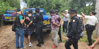 Capturan a presuntos responsables de muerte de conductor y ayudante