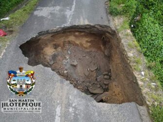 Paso inhabilitado en municipio de Chimaltenango por nuevo hundimiento