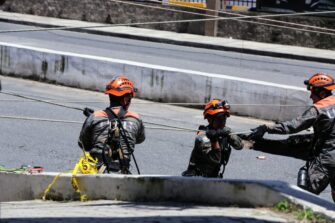 VILLA NUEVA | Encuentran vehículo y buscan a mujeres