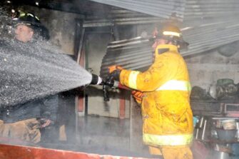 Incendio provocado por estufa de leña, estas son las recomendaciones para evitar estos hechos