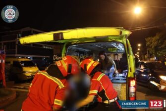 Pandilleros disparan a un grupo de personas frente a iglesia en Mixco