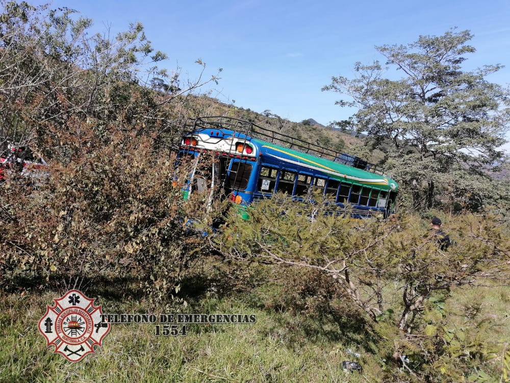 Atacan bus Gema