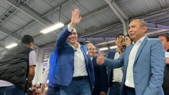 Manuel Baldizón regresa a la política como candidato a diputado con el Partido Cambio
