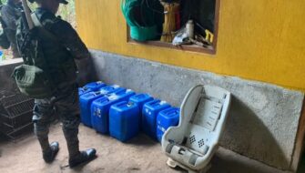 Ejército de Guatemala localiza plantaciones de hoja de coca y supuesto narcolaboratorio en Esquipulas