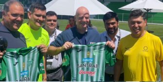 Presidente de la FIFA se encuentra en Guatemala