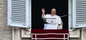 Papa pide justicia por las víctimas de naufragio: «Detengan a los traficantes de seres humanos»