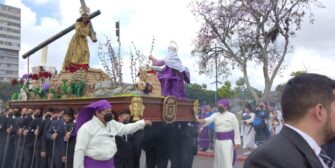 Nazareno y Virgen de Dolores recorren el Centro Histórico en conmemoración del cuarto domingo de Cuaresma