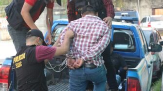 Capturan a presuntos asesinos de una familia completa en Jalapa