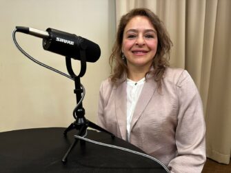 Mónica Enríquez: “Se deben revisar los contratos de concesiones sobre minería de oro y níquel”