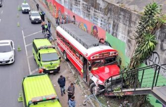 Mujer fallece en trágico accidente de tránsito en la ciudad de Guatemala