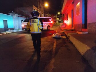 Trágico ataque armado en Mixco cobra la vida de dos mujeres