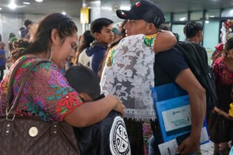 Cómo iniciar el proceso para aplicar a un trabajo en el extranjero