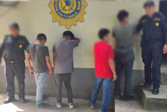 Consumen alcohol el único fin de semana de agosto en el les dijeron que no lo hicieran