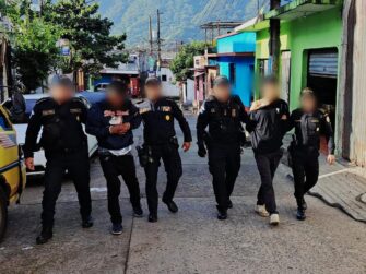 Ataque a balazos a hombre que se dirigía a abordar un bus desencadena captura de motosicarios