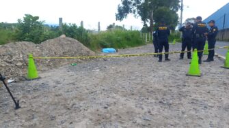 Encuentran el cuerpo de una mujer con señales de violencia al lado del Puente Tubac