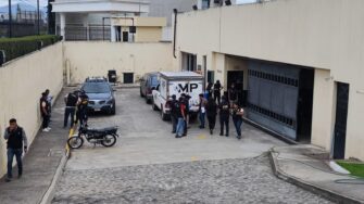 Hallan sin vida a hombre en carceletas del Centro Regional de Justicia en Xela