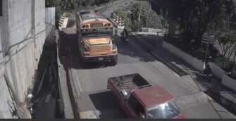 Cámara de videovigilancia registra brutal ataque a piloto de unidad colectiva