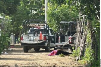 Comando armado acribilla al Secretario de Seguridad Pública y a 13 oficiales en México