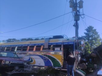 Fuerte colisión en la ruta a El Salvador deja dos personas heridas