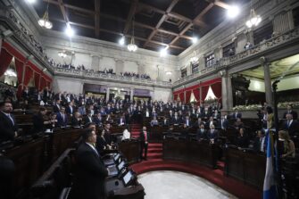 Expulsión y separación: UNE le dice adiós a siete diputados