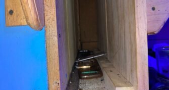 Operativo en Pavón: Encuentran droga y celulares en requisa contra extorsiones