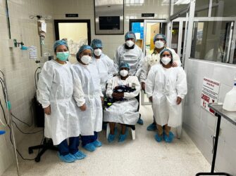 Emotiva celebración en el Hospital de Uspantán: El primer bebé extubado del 2024