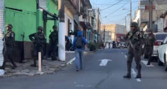 Operativo conjunto: 41 cateos y un arresto en el barrio El Gallito de la capital