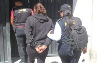 Reincidente en el engaño: Capturan a Lorena «N» en Usumatlán por estafa propia