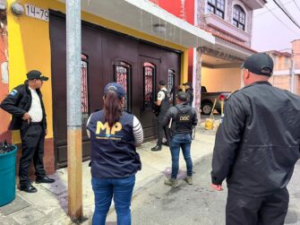 Operativo del Ministerio Público en Guatemala busca desmantelar red de tráfico de visas falsas