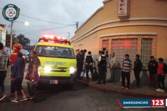 Ataque armado en ciudad de Guatemala deja un muerto y tres heridos frente a centro médico