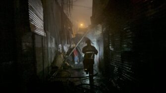 Incendio en la ciudad de Guatemala deja varias viviendas destruidas