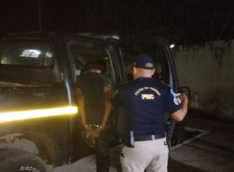 Policía detiene a varios individuos con armas de fuego ilegales en diferentes colonias de Guatemala