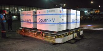 Caso de vacunas Sputnik V alcanzaría a mas exfuncionarios, según Salud