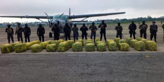 Realizan millonaria incautación de cocaína en Puerto Barrios