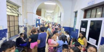 Emergencia sanitaria en Samayac: 52 alumnos y 20 maestros intoxicados por alimentos en Escuela Cantón Quila