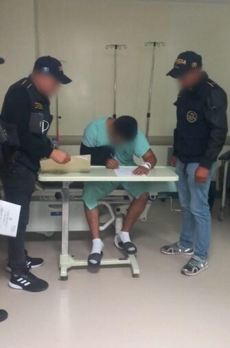 Capturan en un hospital a pandillero por doble crimen