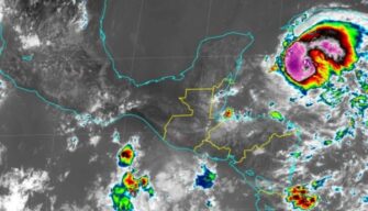 Autoridades: Huracán Beryl no representa peligro inminente para guatemala
