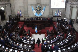 Gobierno de Guatemala retira esquemas de seguridad a 17 diputados