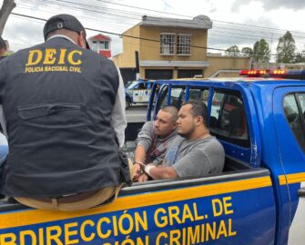 Capturan a dos presuntos sicarios tras ataque armado que deja dos fallecidos en zona 7